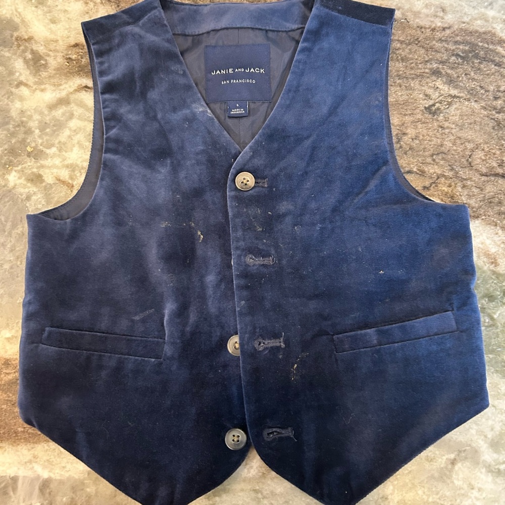 Janie and Jack Navy Blue Velvet Vest size 5 needs cleaning